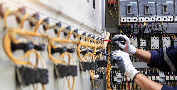 Professional Electrician technician working in Lockhart, FL